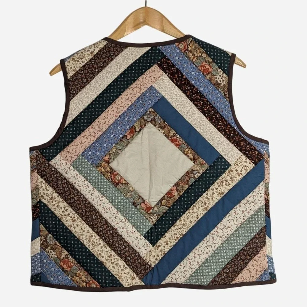 Vintage Handmade Quilted Patchwork Calico Vest Cottagecore Large